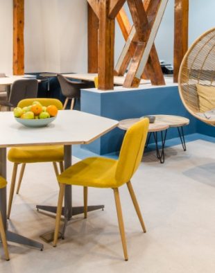 Birouri pe sufletul angajaților și un coworking space atractiv