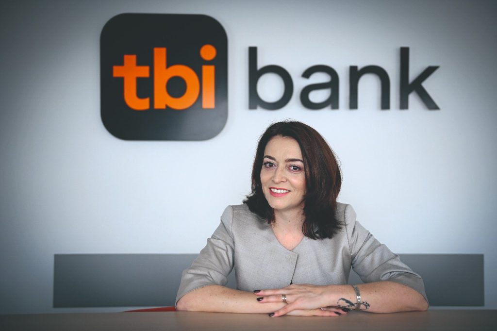 Roxana Dadiloveanu, People & Culture Manager, tbi bank